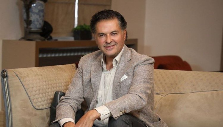 هجوم حاد من راغب علامة على قيادات لبنان.. "إلى مزبلة التاريخ"!