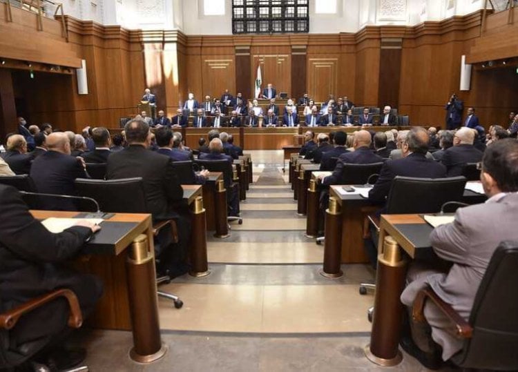 قوانين حيوية للانقاذ تنتظر اللجان النيابية