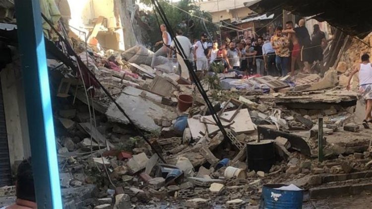 بالصور والفيديو: وفاة طفلة  وعدة جرحى بسقوط مبنى في طرابلس وعمليات الانقاذ مستمرة