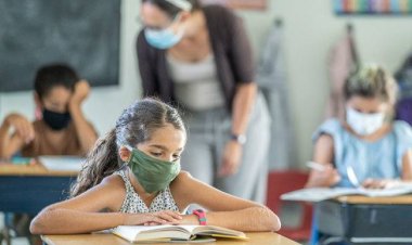 دولرة الأقساط المدرسية أصبحت واقعاً من الصعب التعايش معه