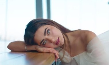 بالصور: دانا صلاح أول فنانة اردنية تظهر صورتها على لوحة في تايمز سكوير نيويورك