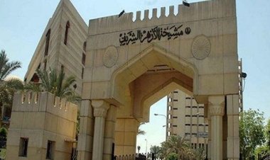 بعد اتهام مبروك عطية بإهانة "السيد المسيح".. نشر فيديو نادر لشيخ الأزهر يتحدث عن "المعجزة"