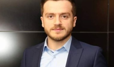 بعد ثلاثة أشهر على توقيفه... محمد شعيب: لبنان هويّتي وفلسطين قضيّتي أما سلاحي "قلمي" سيبقى أبدا ودائما مصوبا نحو "العدو الإسرائيلي"