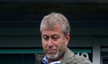 ملياردير روسي يقاضي الاتحاد الأوروبي