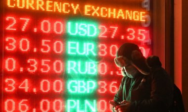 أوكرانيا تخفض قيمة عملتها الوطنية بنسبة 25%