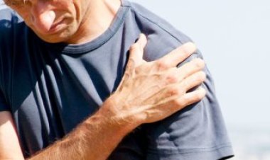 ما هو مرض الكتف المتجمد وكم من الوقت تحتاجه للتعافى؟