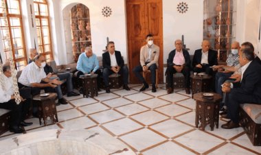 تيمور جنبلاط: لايصال الحقوق الى الموظفين لإنهاء الإضرابات وإطلاق عجلة الدولة