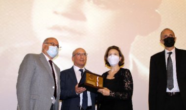 أبيض في حفل تأبيني للطبيب غسان حمود: لنأخذ من مسيرته العبر لنعيد بناء وطننا