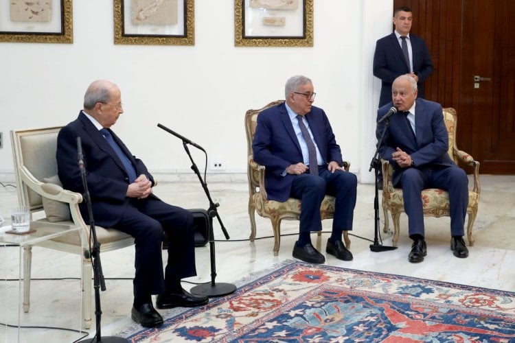 عون: لبنان لم يعد قادرا على تحمل أعباء أعداد اللاجئين