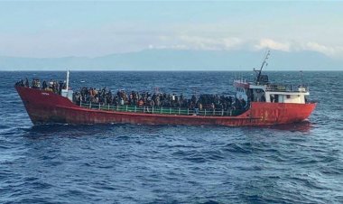 50 مفقودا في غرق مركب مهاجرين في اليونان