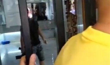من هو الشخص الذي يحتجز الموظفين في احد المصارف في الحمرا؟
