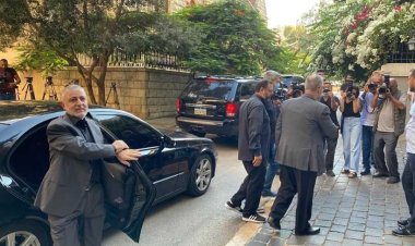 وفد من "حزب الله" في كليمنصو للقاء جنبلاط