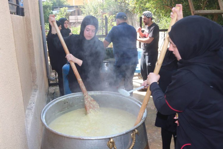 الهريسة أبرز العادات العاشورائية... محبّة ومشاركة وطعام الفقراء
